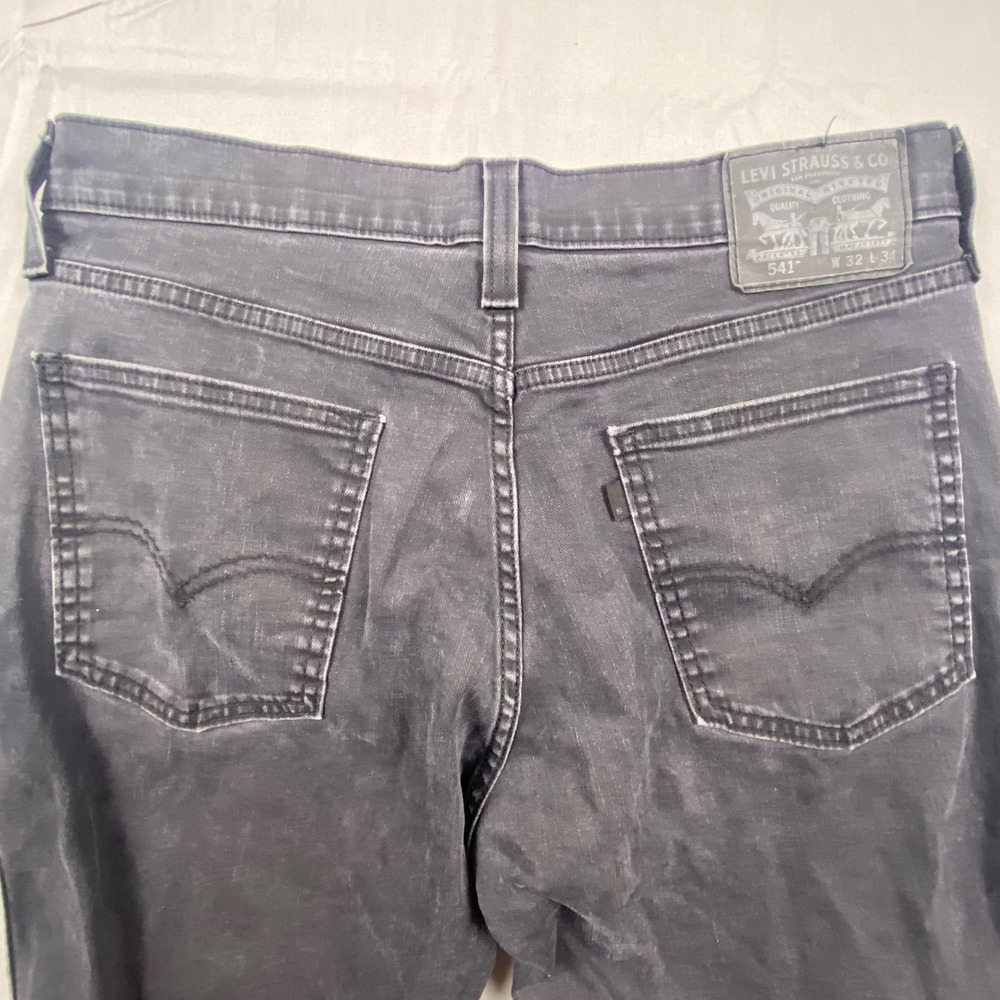 Levis 541 Athletic Taper Jeans Faded Black Distressed Ripped Knee Raw Hem 32x34 - Picture 9 of 11